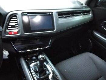 Honda HR-V 1.6 i-DTEC Elegance completo