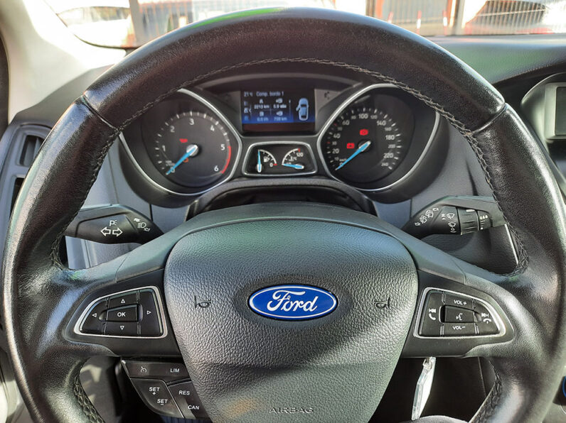 FORD FOCUS SW 1.5 TDCI TREND completo