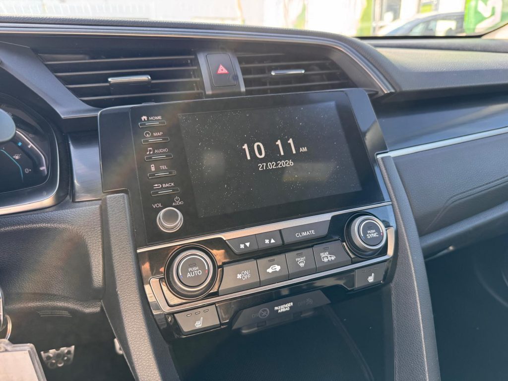 HONDA CIVIC 1.0 i-VTEC TURBO ELEGANCE, imagem 3 de 13 da viatura.