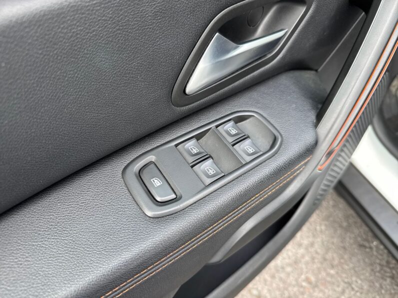 DACIA DUSTER  1.0 TCE EXTREME completo