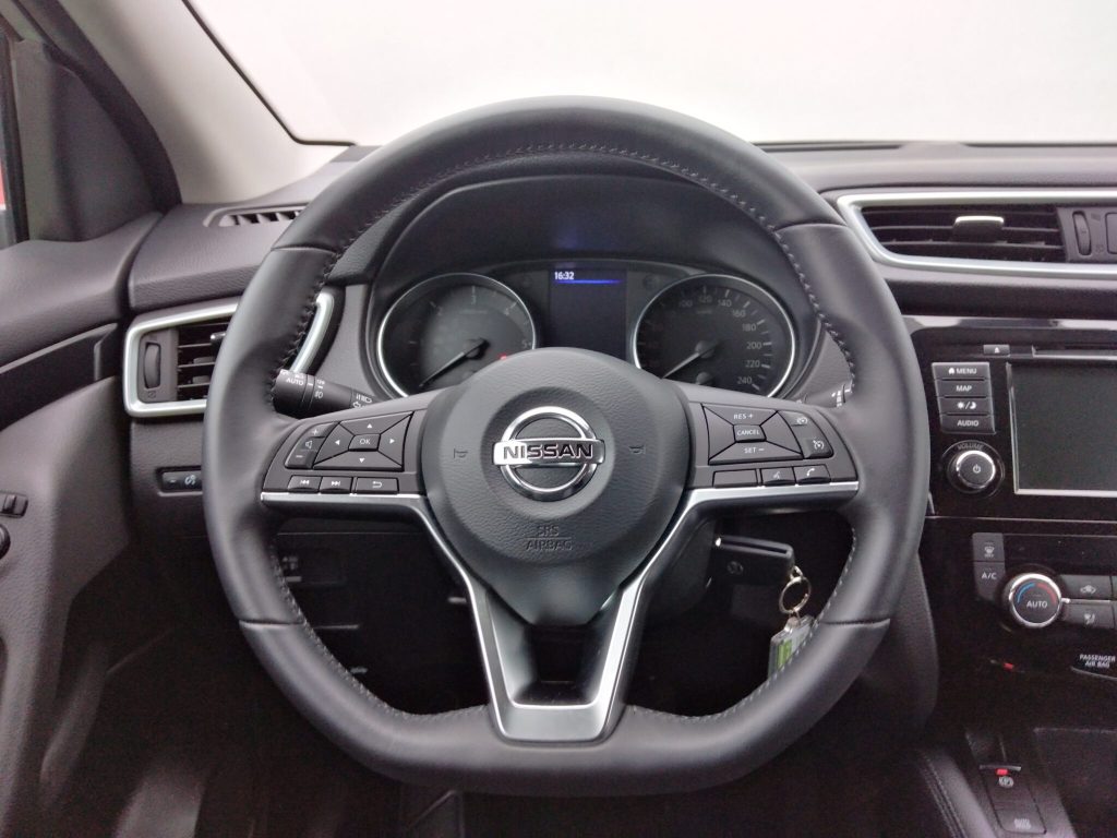 NISSAN QASHQAI 1.5 DCi BUSINESS EDITION, imagem 1 de 8 da viatura.