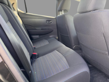 NISSAN LEAF 40 KWH N-CONNECTA completo