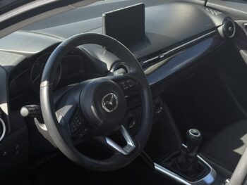 MAZDA 2 1.5 SKYACTIV-G CENTRE-LINE completo