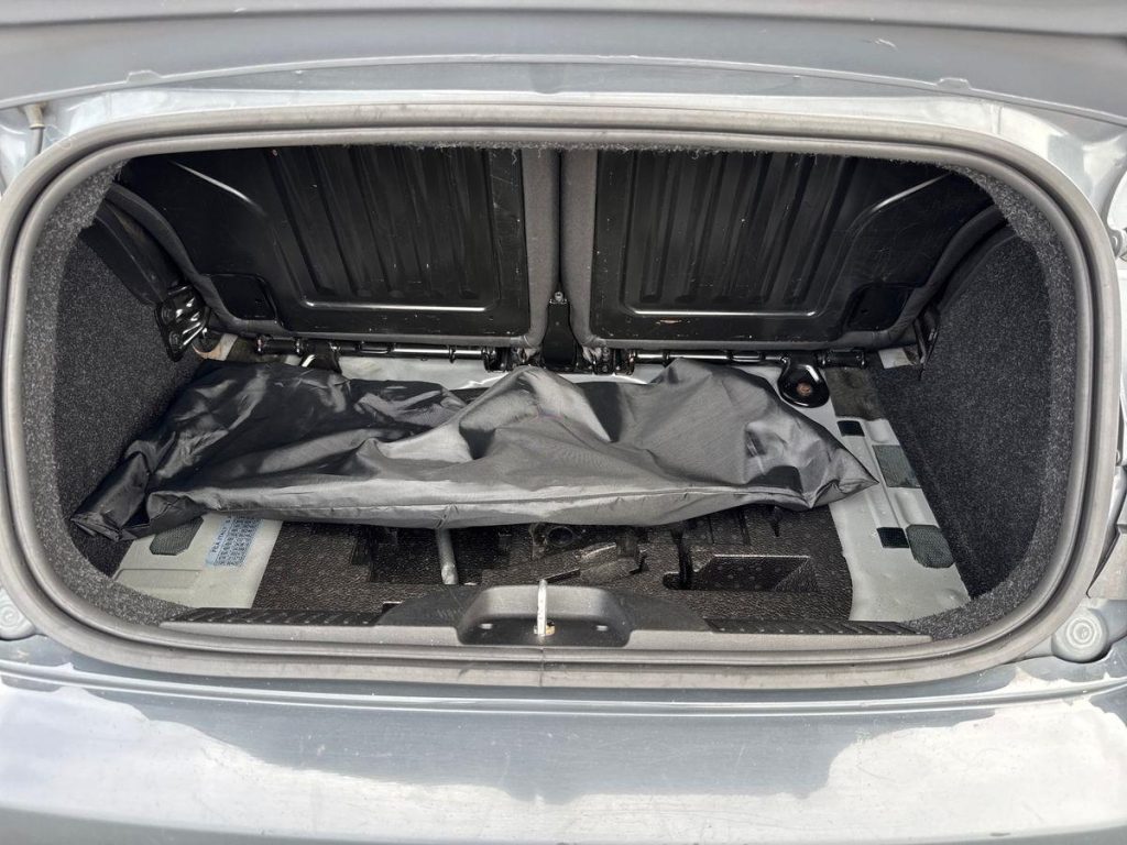 Fiat 500c 1.0 hybrid, imagem 9 de 17 da viatura.
