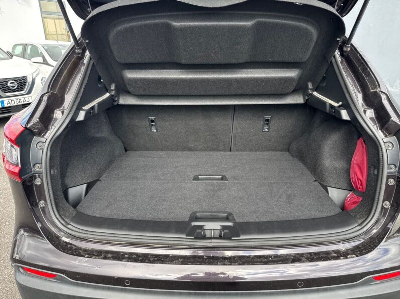 Nissan Qashqai 1.5 DCi N-Connecta + PM + RS + LED completo