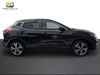 Nissan Qashqai 1.5 DCi N-Connecta + PM + RS + LED completo