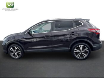 Nissan Qashqai 1.5 DCi N-Connecta + PM + RS + LED completo
