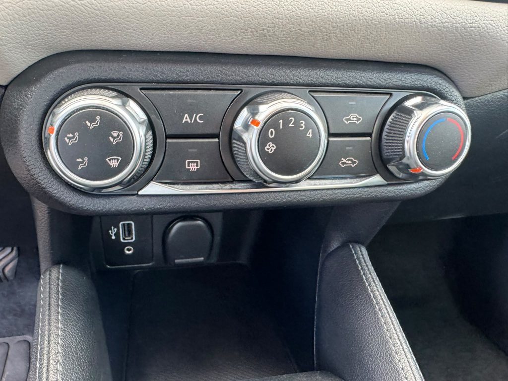 Nissan Micra 1.0 IG-T Acenta, imagem 6 de 13 da viatura.